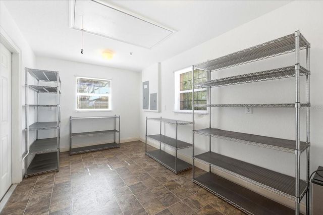 548 MEANDERING WAY, Polk City, FL 33868