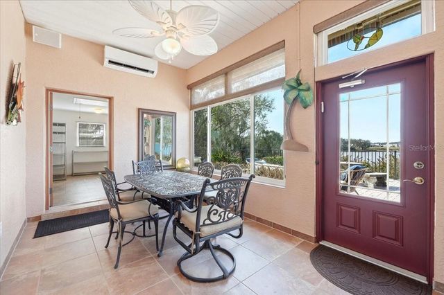 548 MEANDERING WAY, Polk City, FL 33868