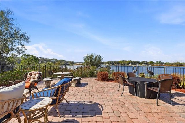 548 MEANDERING WAY, Polk City, FL 33868