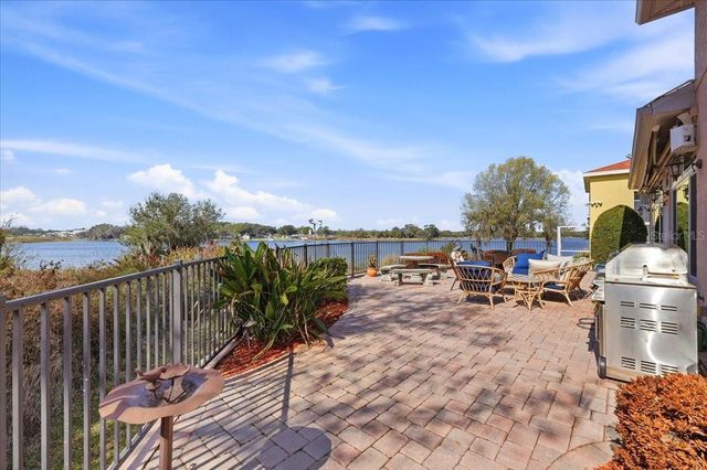 548 MEANDERING WAY, Polk City, FL 33868