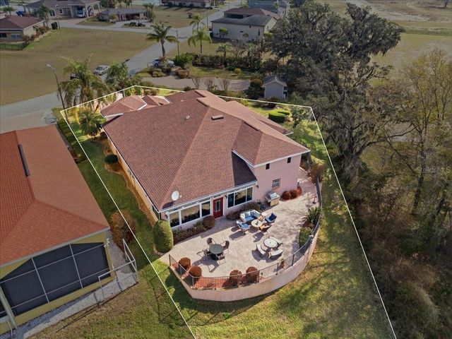 548 MEANDERING WAY, Polk City, FL 33868