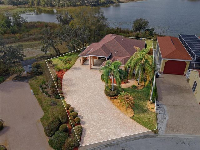 548 MEANDERING WAY, Polk City, FL 33868