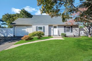 382 Boyle Road, Selden, NY 11784