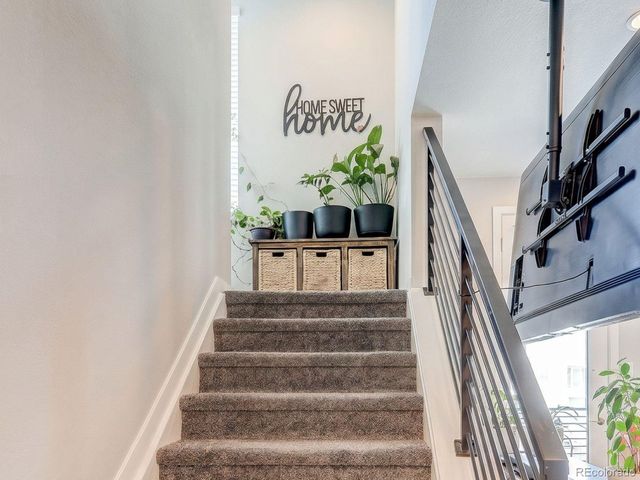 20969 E Quincy Dr, Aurora, CO 80015