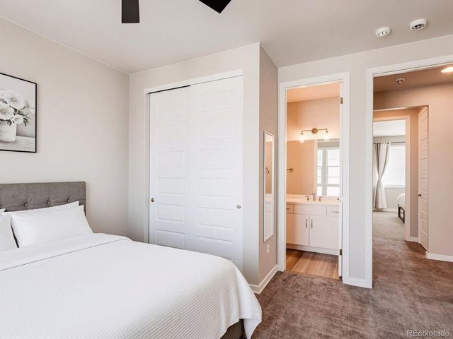 20969 E Quincy Dr, Aurora, CO 80015