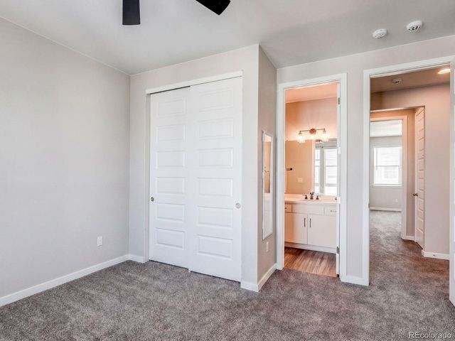 20969 E Quincy Dr, Aurora, CO 80015