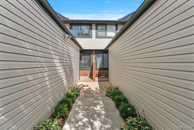 1254 Charleston Court, Northville, MI 48167
