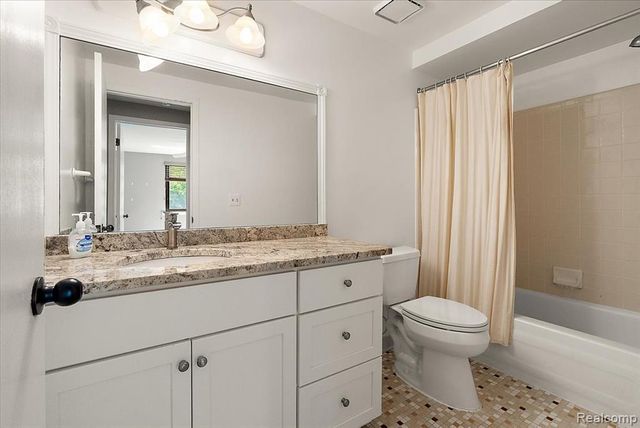 1254 Charleston Court, Northville, MI 48167