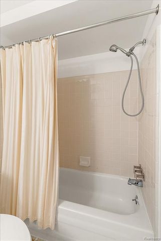 1254 Charleston Court, Northville, MI 48167
