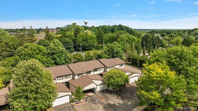 1254 Charleston Court, Northville, MI 48167