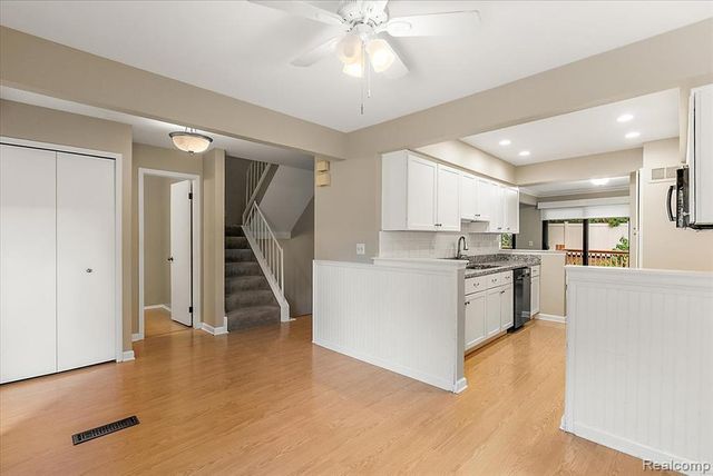 1254 Charleston Court, Northville, MI 48167