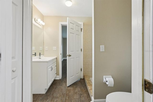 205 SE JEFFERSON CIRCLE N, St Petersburg, FL 33703