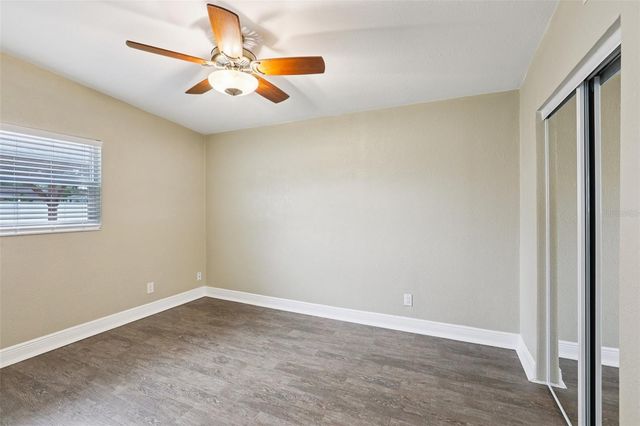 205 SE JEFFERSON CIRCLE N, St Petersburg, FL 33703