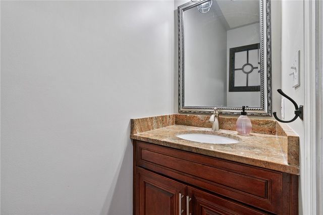 137 Pearce Road, Adams Twp, PA 16046