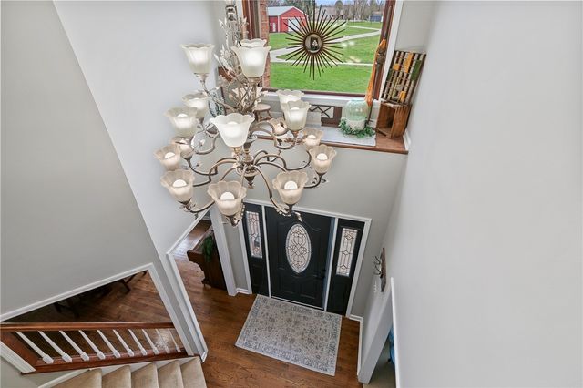 137 Pearce Road, Adams Twp, PA 16046