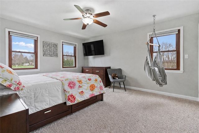 137 Pearce Road, Adams Twp, PA 16046