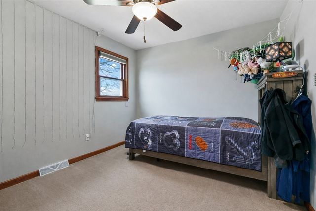 137 Pearce Road, Adams Twp, PA 16046