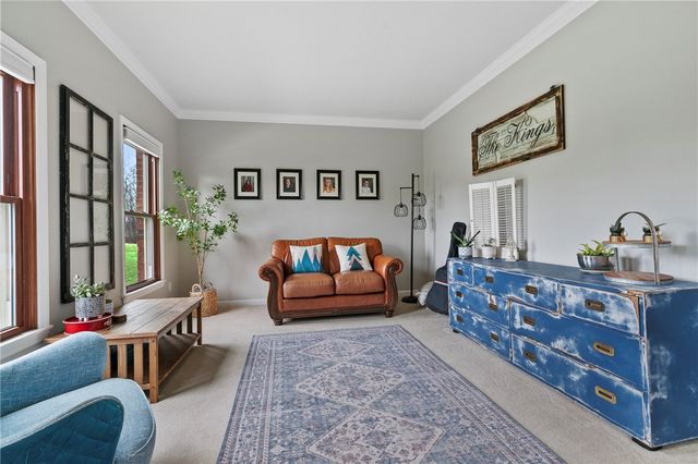 137 Pearce Road, Adams Twp, PA 16046