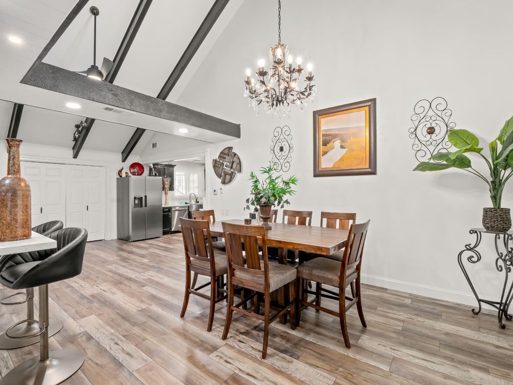 Image 17 of property listing at 1691 S Bailey Avenue, Fresno, CA 93727