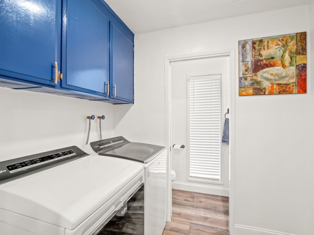 Image 34 of property listing at 1691 S Bailey Avenue, Fresno, CA 93727
