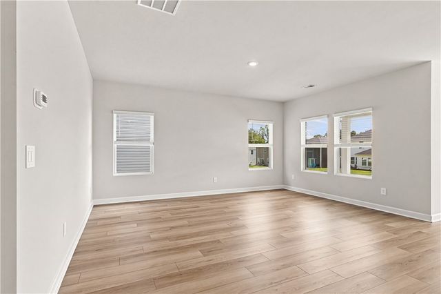 919 Rising Oak Court, Spartanburg, SC 29301