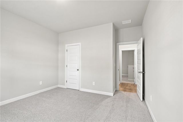 919 Rising Oak Court, Spartanburg, SC 29301