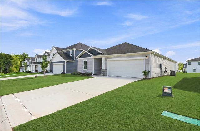 919 Rising Oak Court, Spartanburg, SC 29301