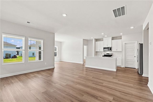 919 Rising Oak Court, Spartanburg, SC 29301