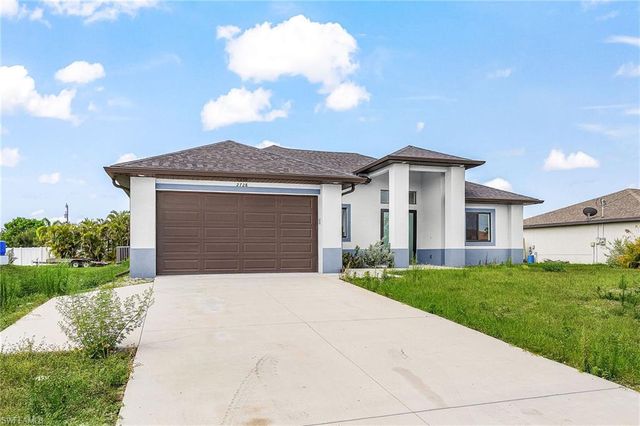 2716 Diplomat PKWY W, Cape Coral, FL 33993