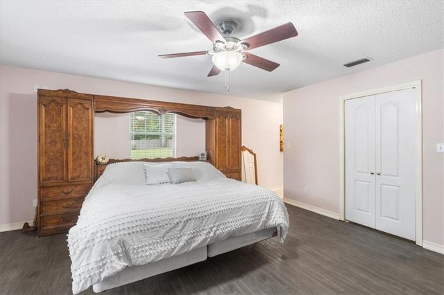 6970 Laverne Drive S, Mobile, AL 36618