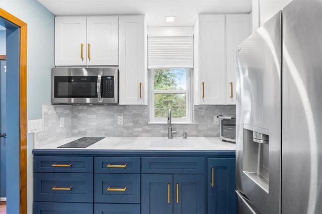 6970 Laverne Drive S, Mobile, AL 36618