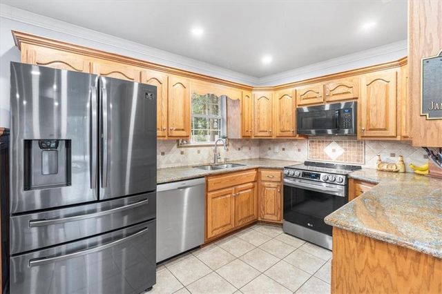 6970 Laverne Drive S, Mobile, AL 36618