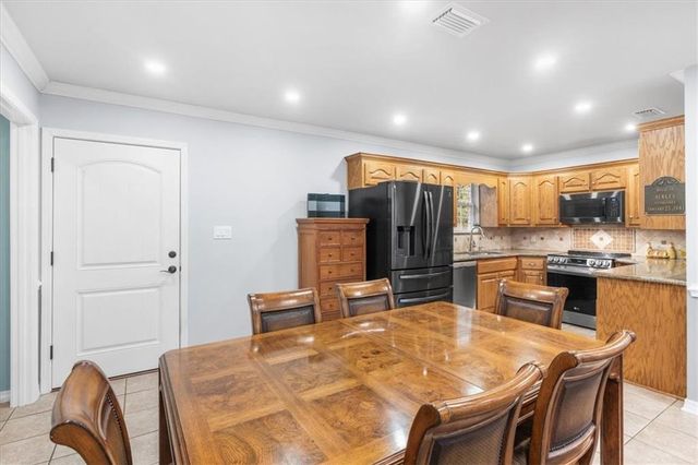 6970 Laverne Drive S, Mobile, AL 36618