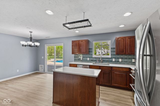 6446 Bonneville Drive, Indianapolis, IN 46237