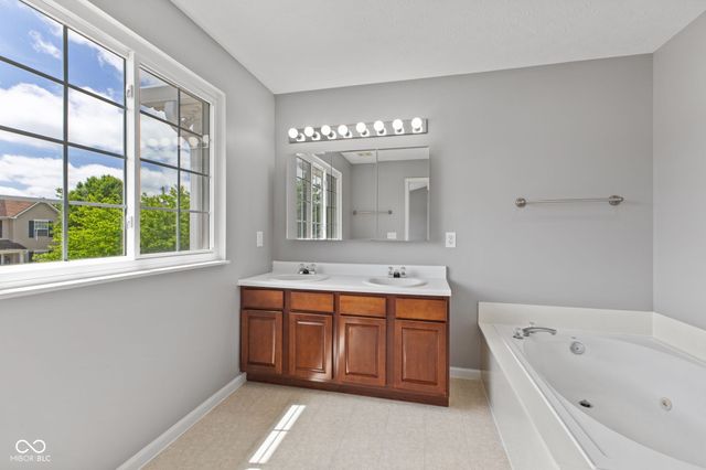 6446 Bonneville Drive, Indianapolis, IN 46237