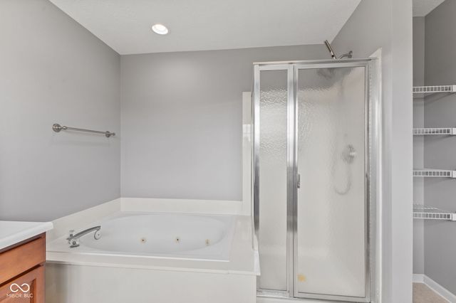 6446 Bonneville Drive, Indianapolis, IN 46237