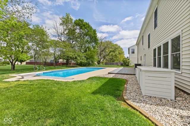 6446 Bonneville Drive, Indianapolis, IN 46237