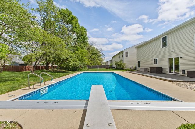 6446 Bonneville Drive, Indianapolis, IN 46237