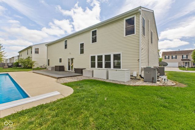 6446 Bonneville Drive, Indianapolis, IN 46237