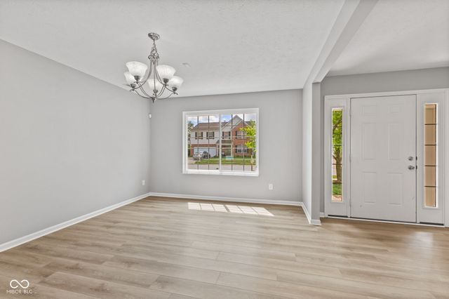 6446 Bonneville Drive, Indianapolis, IN 46237
