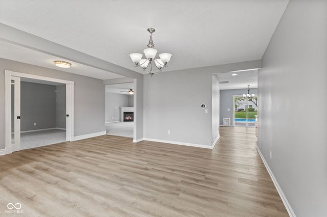 6446 Bonneville Drive, Indianapolis, IN 46237
