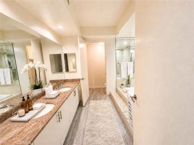 235 S Tower 108, Beverly Hills, CA 90211