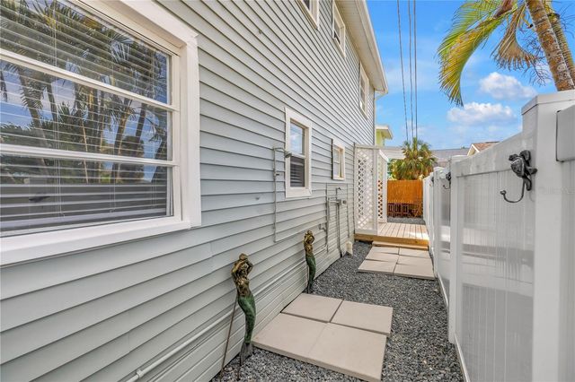 134 86 TERRACE 2, Treasure Island, FL 33706