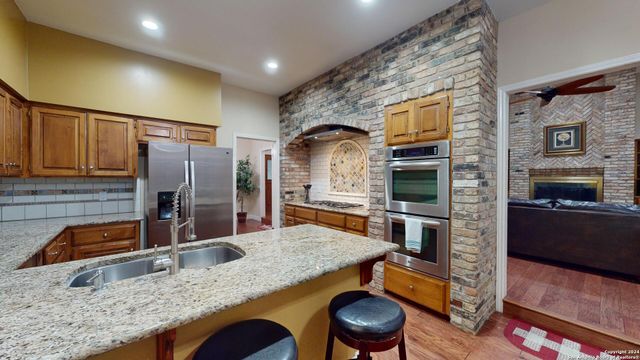 1203 Vista Del Juez, San Antonio, TX 78216