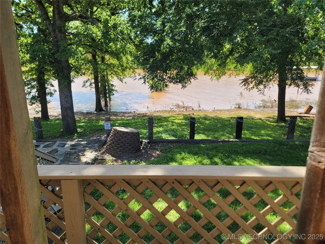 141 Hickory, Eufaula, OK 74432