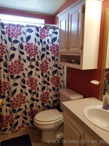 141 Hickory, Eufaula, OK 74432