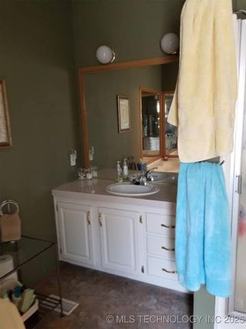 141 Hickory, Eufaula, OK 74432