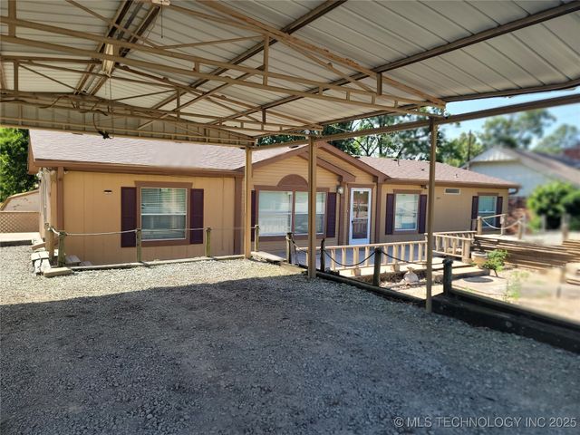 141 Hickory, Eufaula, OK 74432