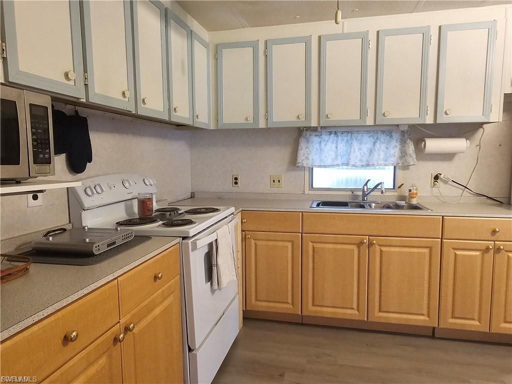 3834 Unique CIR, FORT MYERS, FL 33908 — photo 5