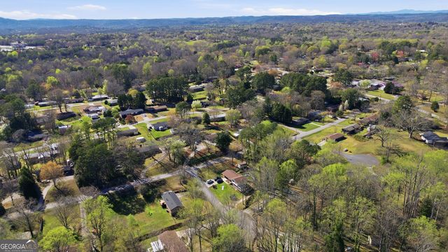 158 Pebble Creek Drive, Toccoa, GA 30577